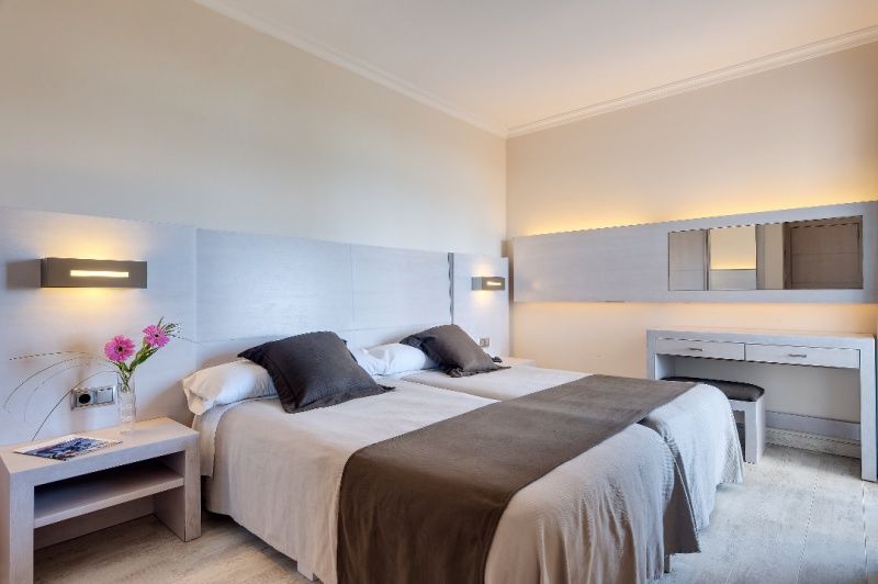 Playa Garden Selection Hotel & Spa Плая де Муро Екстериор снимка