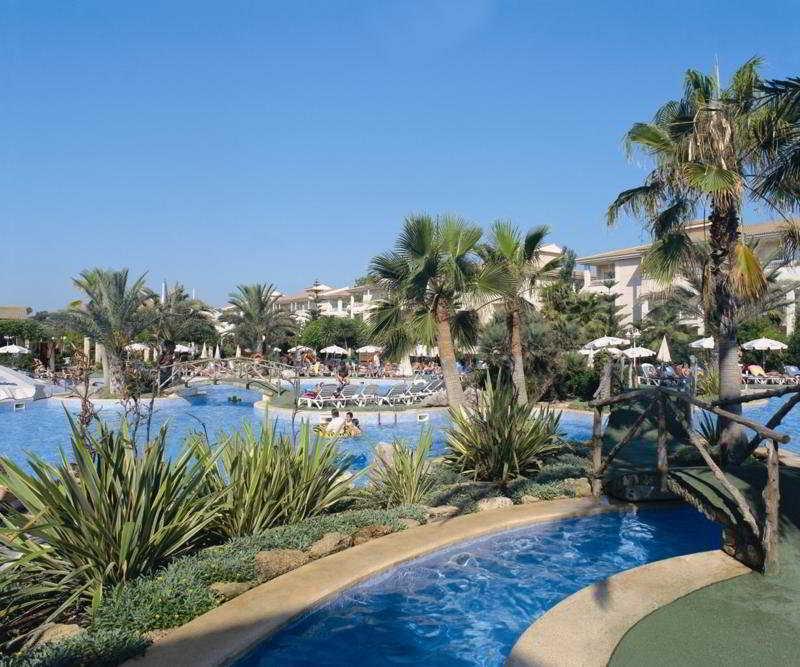 Playa Garden Selection Hotel & Spa Плая де Муро Екстериор снимка