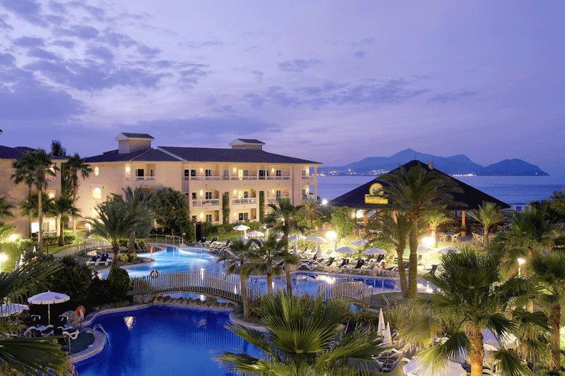Playa Garden Selection Hotel & Spa Плая де Муро Екстериор снимка